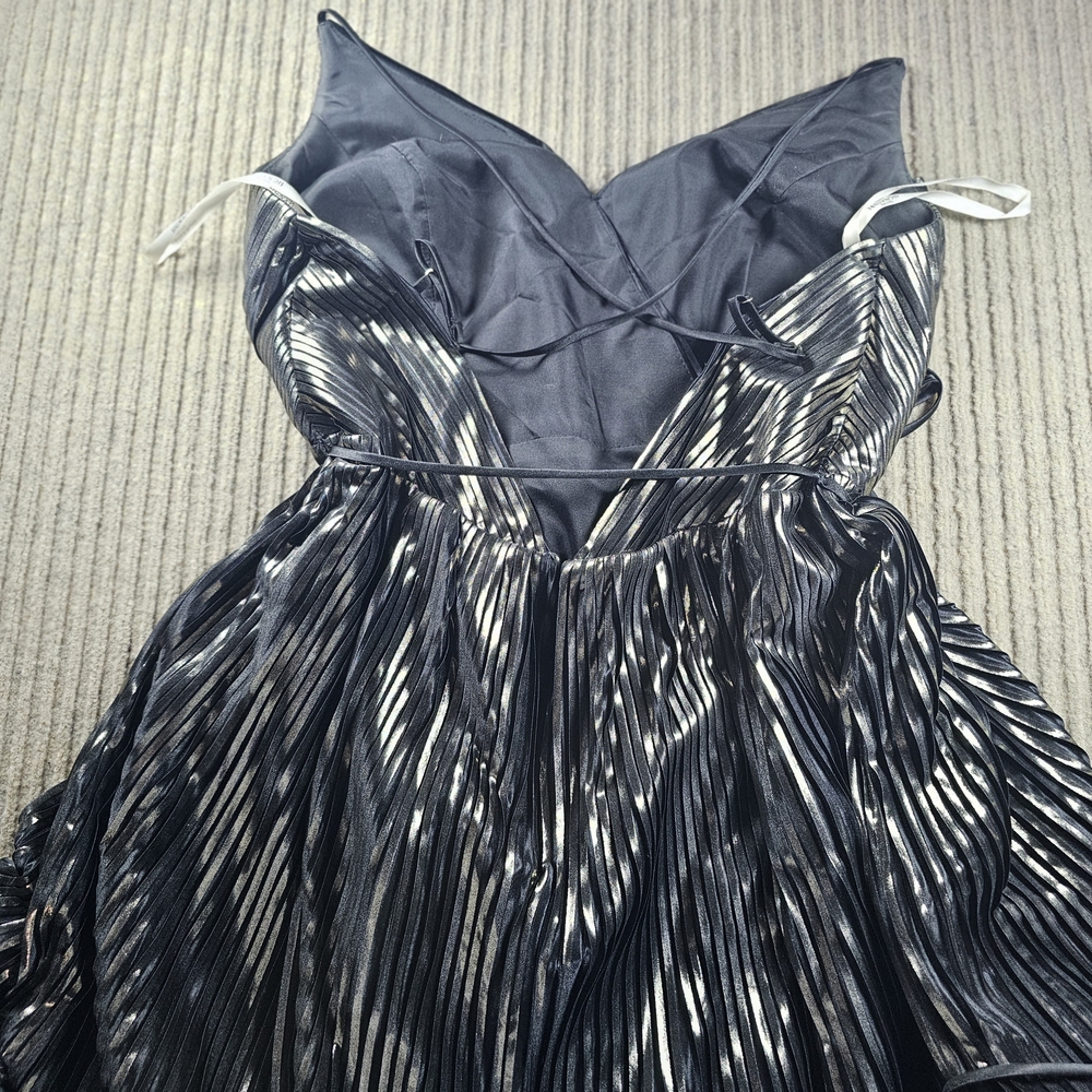 Women's Metallic Black and Gold Pleated Maxi Dress - Picture 8 of 10